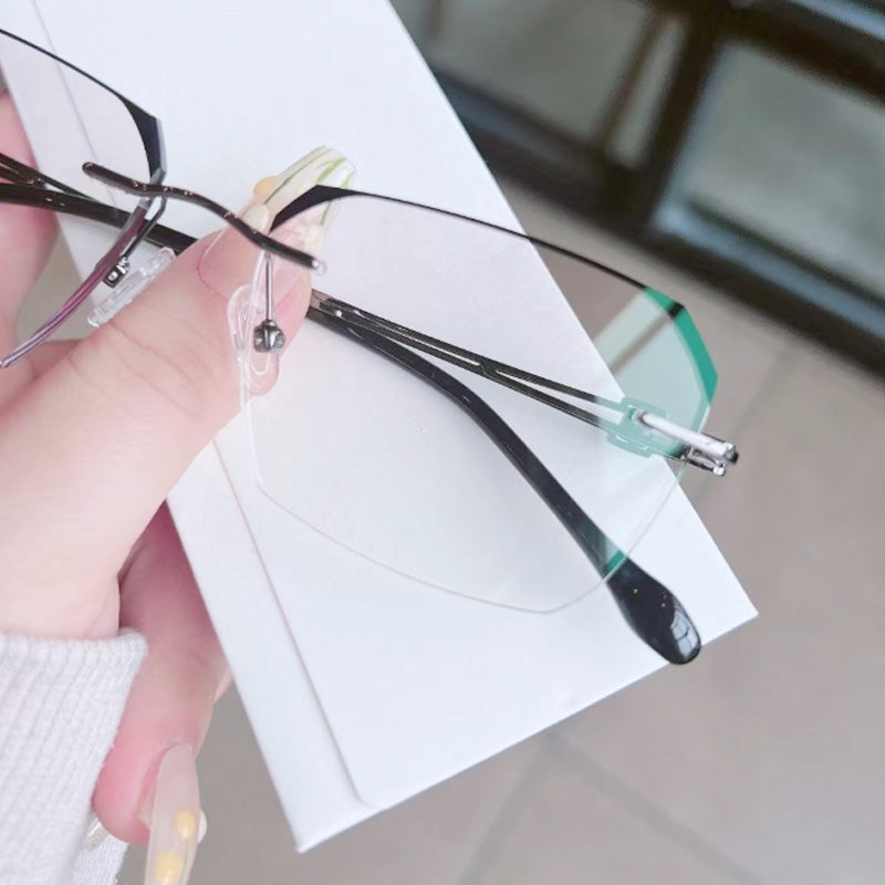 🔥50% DI SCONTO🔍 Occhiali senza montatura con filtro luce blu | Tecnologia avanzata di filtraggio della luce blu · 👓 Design elegante senza montatura · Perfetti sia per l'uso quotidiano che in ambito professionale