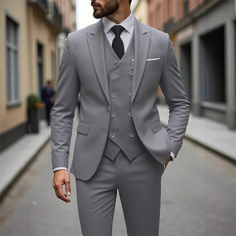 👔 ORA CON IL 60% DI SCONTO! 🕴️ Completo da uomo slim fit 3 pezzi: vestibilità su misura, tessuto di alta qualità e perfetto per le occasioni formali 🤵
