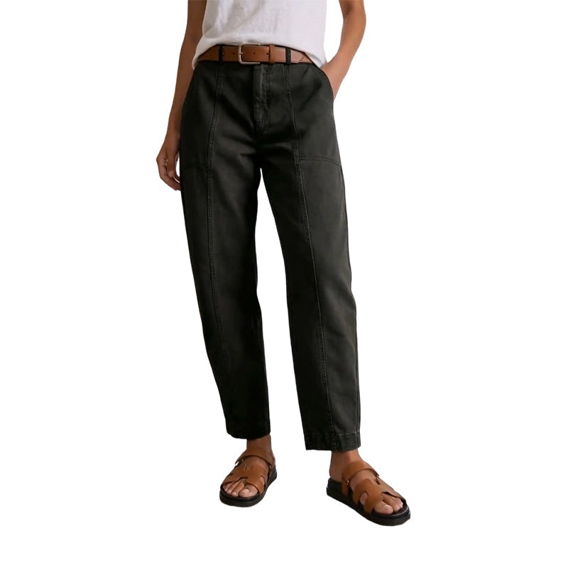 Pantaloni affusolati versatili 👖 Vita alta e vestibilità slim, pratiche tasche, tessuto antipiega, creano l'illusione di gambe più lunghe 📏