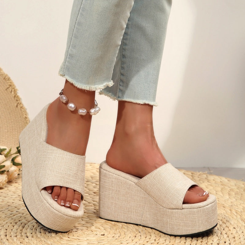 Sandali che aumentano l'altezza 👡 Modello slip-on, suola spessa per slanciare le gambe, texture antiscivolo, comodi tutto il giorno, perfetti per l'estate ☀️