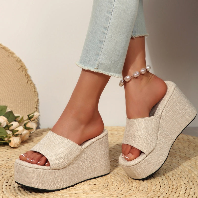 Sandali che aumentano l'altezza 👡 Modello slip-on, suola spessa per slanciare le gambe, texture antiscivolo, comodi tutto il giorno, perfetti per l'estate ☀️