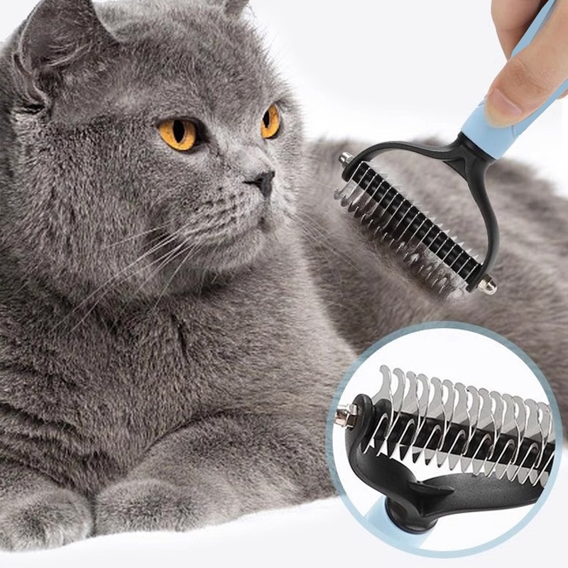 Pettine per la toelettatura degli animali domestici ✨ Un lato districa i nodi, l'altro rimuove il pelo morto. I denti arrotondati rimuovono facilmente il pelo, lasciando la pelle pulita con una sola passata 🧹