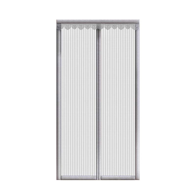 Zanzariere con chiusura magnetica, adatte per porte, balconi e terrazze.
