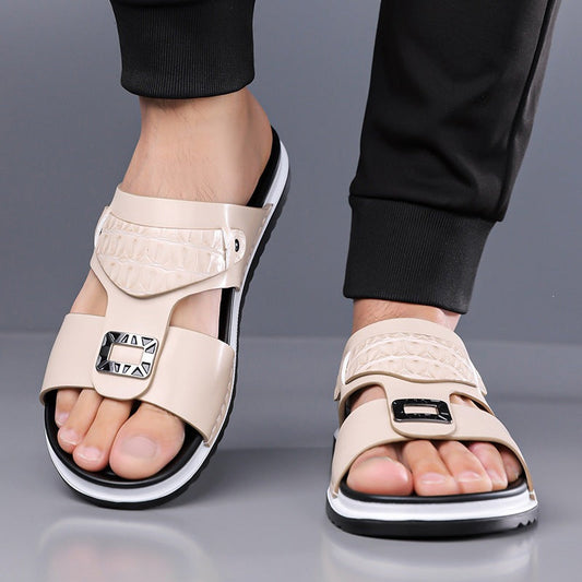 👞50% DI SCONTO! 💫 Sandali slip-on da uomo in similpelle – Rete traspirante e suola antiscivolo – Calzata comoda, perfetti per l'estate, la spiaggia o le passeggiate quotidiane 🏖️
