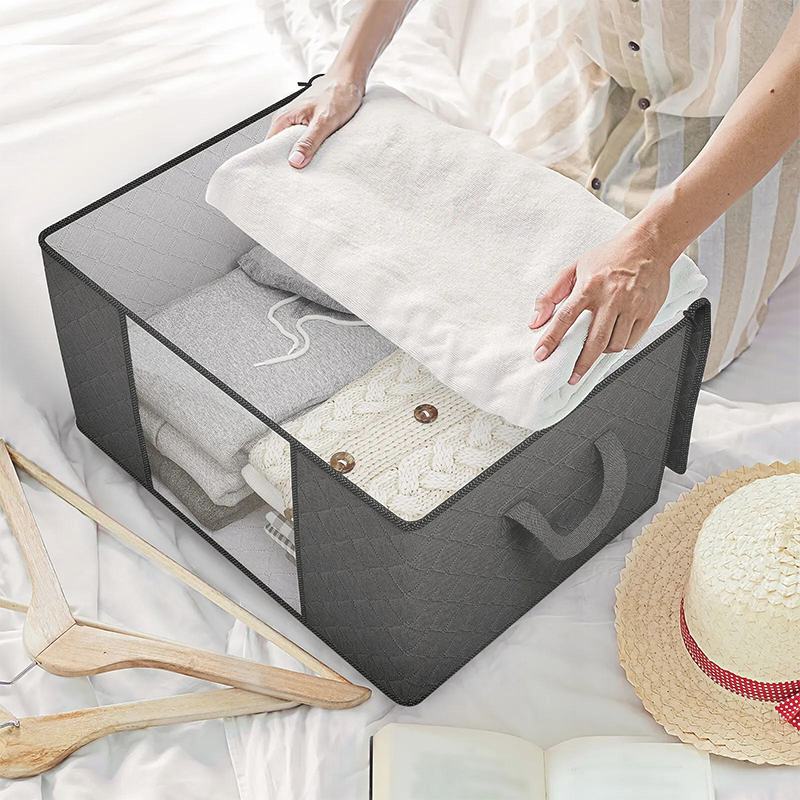 🧺 SCONTO DEL 50%! 🔥🔥 Borsa portaoggetti extra resistente da 90 L 🏆 A prova di parassiti e ermetica, con finestra trasparente 🛏️ Spessa, ermetica e pronta per il trasloco! 🧳